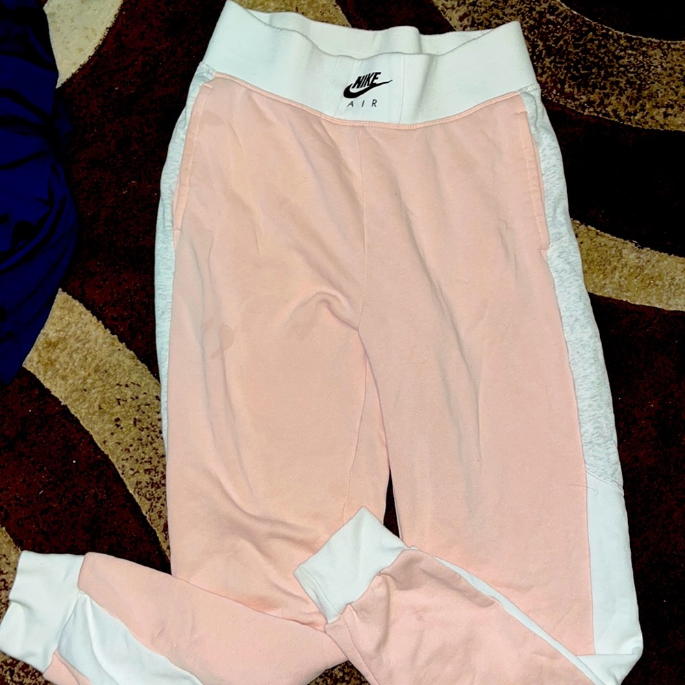 Nike joggers ….Size small